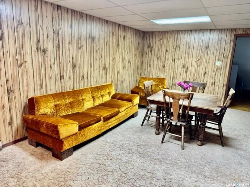 215 1st Avenue Jansen SK S0K 2B0