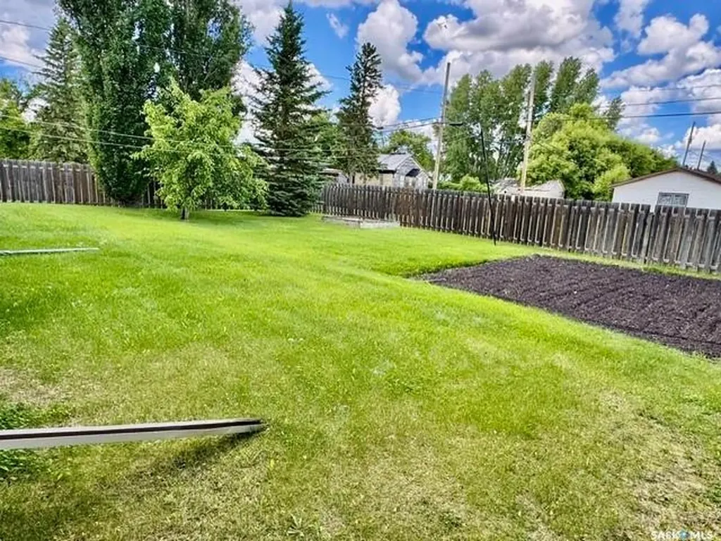 215 1st Avenue Jansen SK S0K 2B0