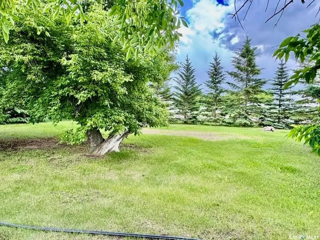 215 1st Avenue Jansen SK S0K 2B0