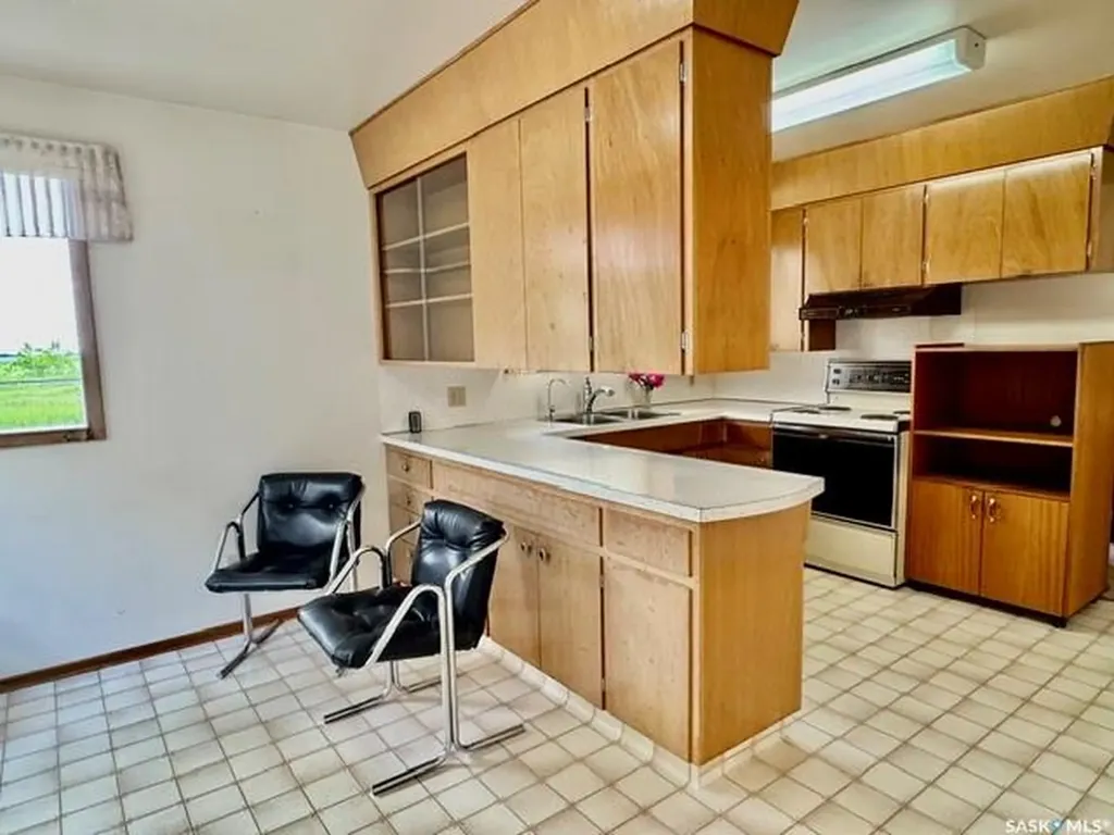 215 1st Avenue Jansen SK S0K 2B0