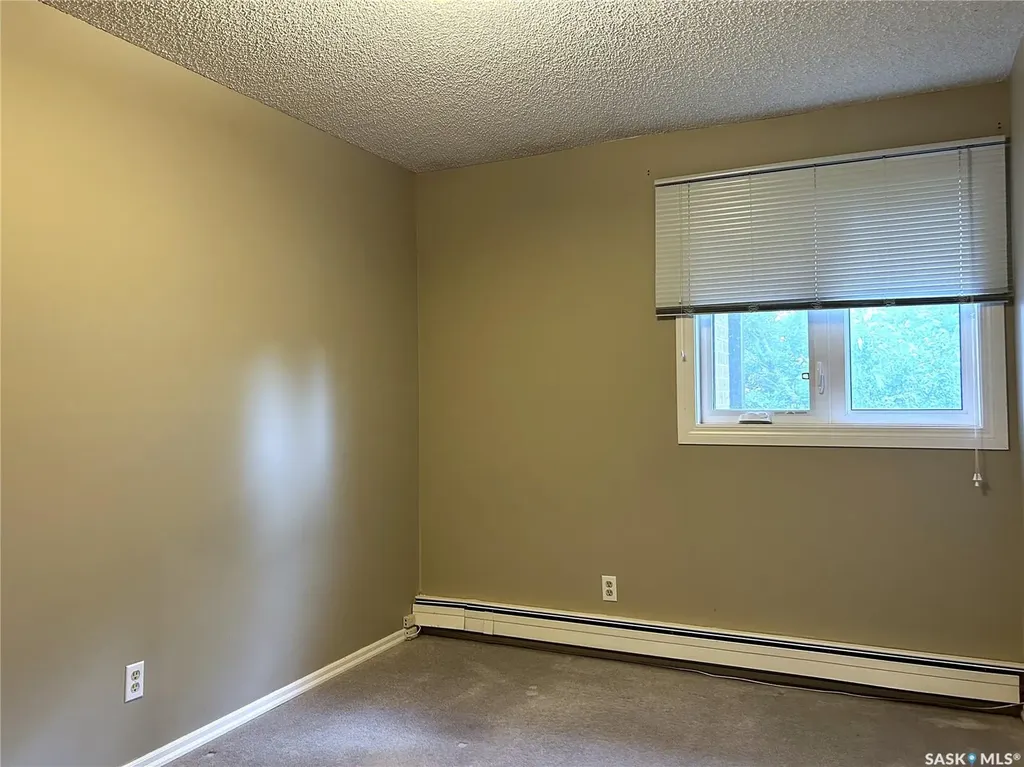 403 Tait Court Saskatoon SK S7H 5L3