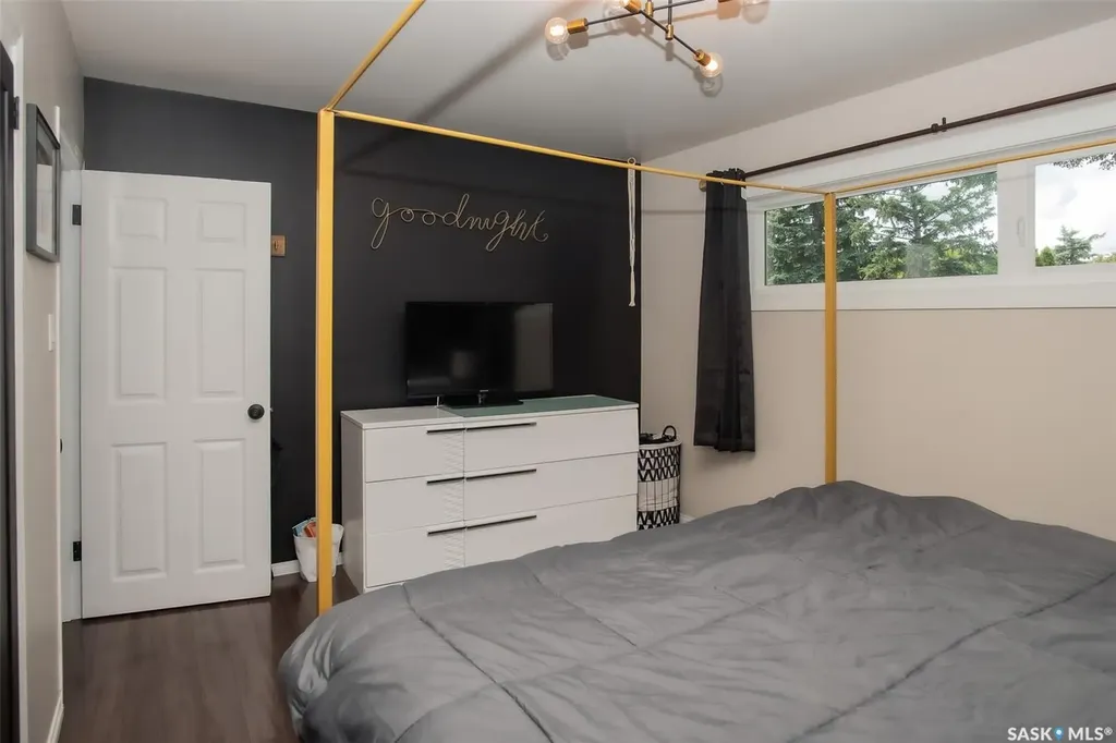 235 Toronto Street N Regina SK S4R 0M3