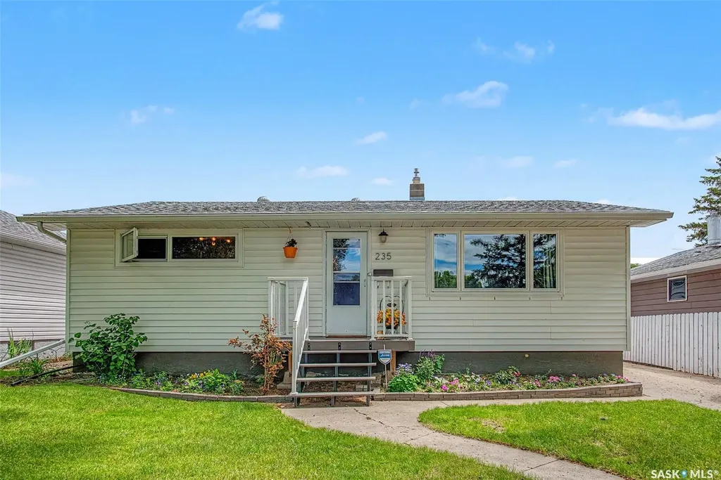 235 Toronto Street N Regina SK S4R 0M3