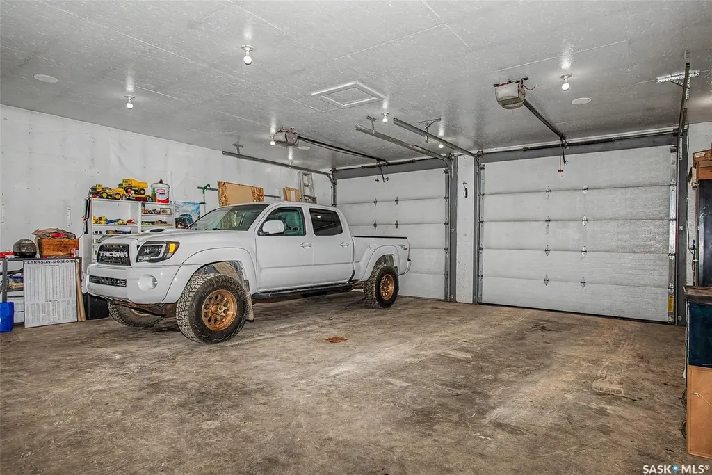 235 Toronto Street N Regina SK S4R 0M3