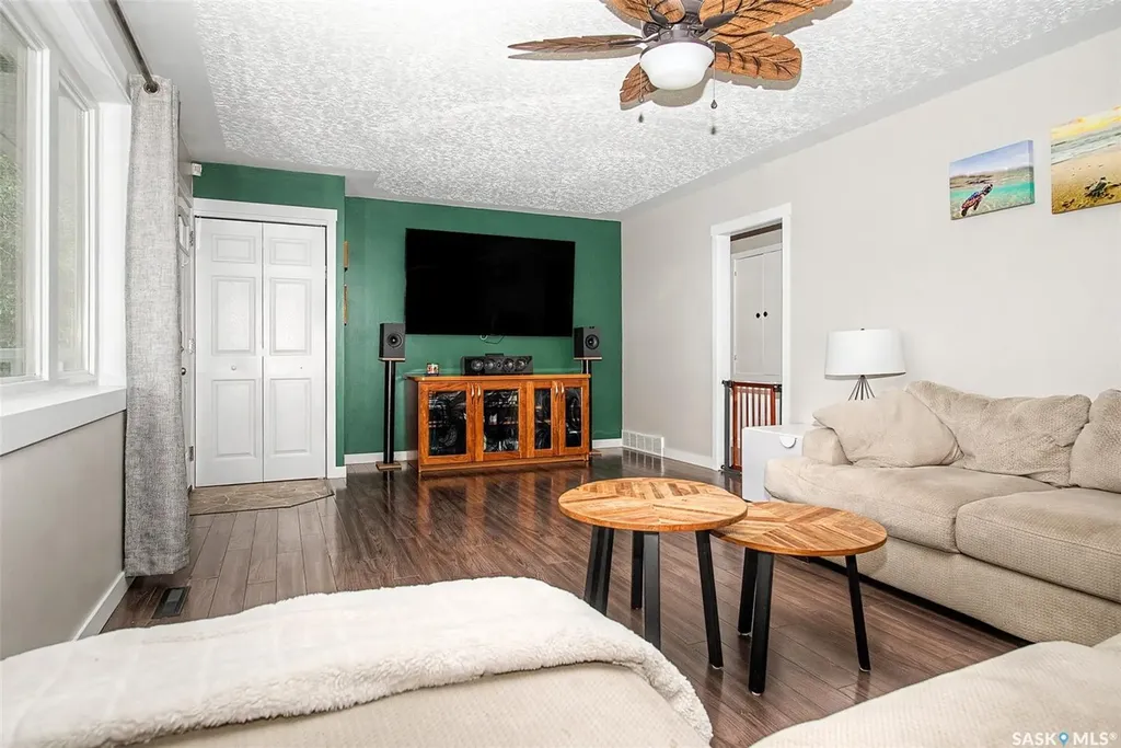 235 Toronto Street N Regina SK S4R 0M3