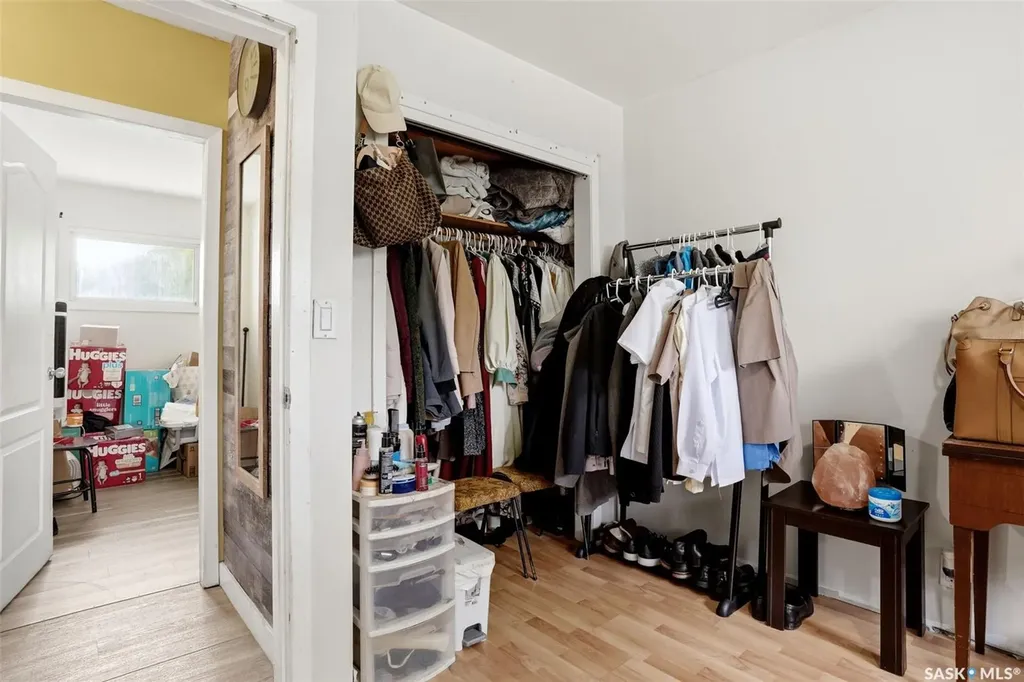 15 Ottawa Place Regina SK S4R 2V6
