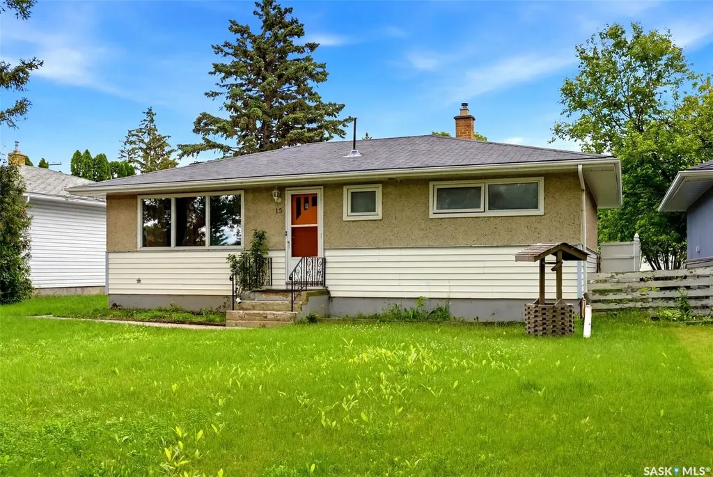 15 Ottawa Place Regina SK S4R 2V6