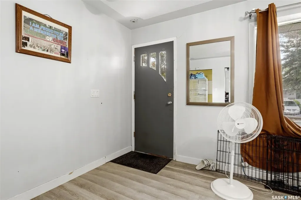 15 Ottawa Place Regina SK S4R 2V6