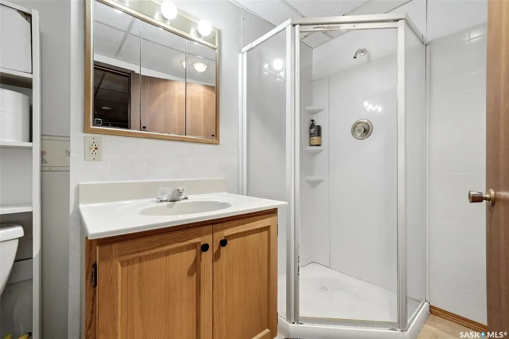 1202 Catley Bay N Regina SK S4X 3A2