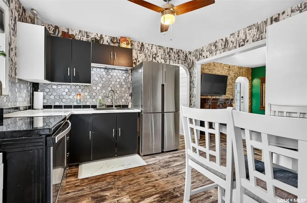653 Duffield Street W Moose Jaw SK S6H 5J2