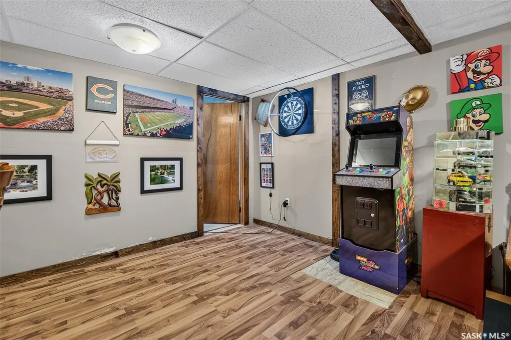 653 Duffield Street W Moose Jaw SK S6H 5J2