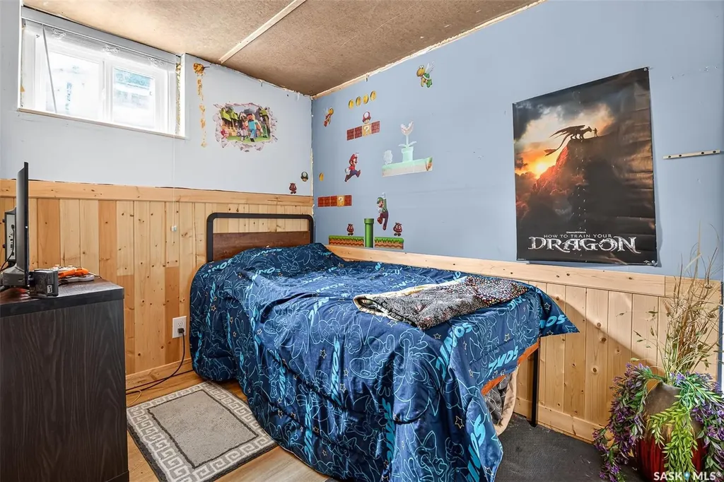 653 Duffield Street W Moose Jaw SK S6H 5J2