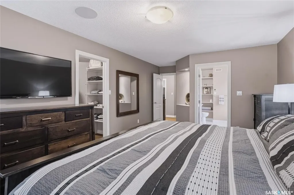 231 Brookshire Crescent Saskatoon SK S7V 1H2