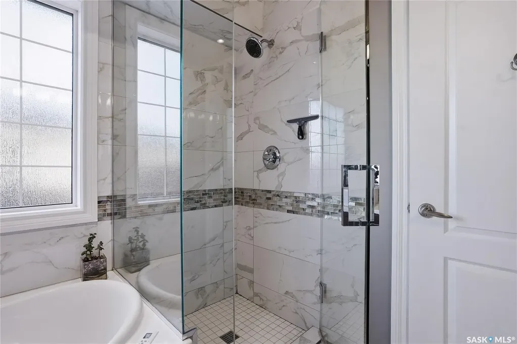 231 Brookshire Crescent Saskatoon SK S7V 1H2