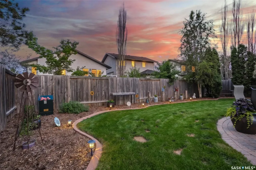 231 Brookshire Crescent Saskatoon SK S7V 1H2
