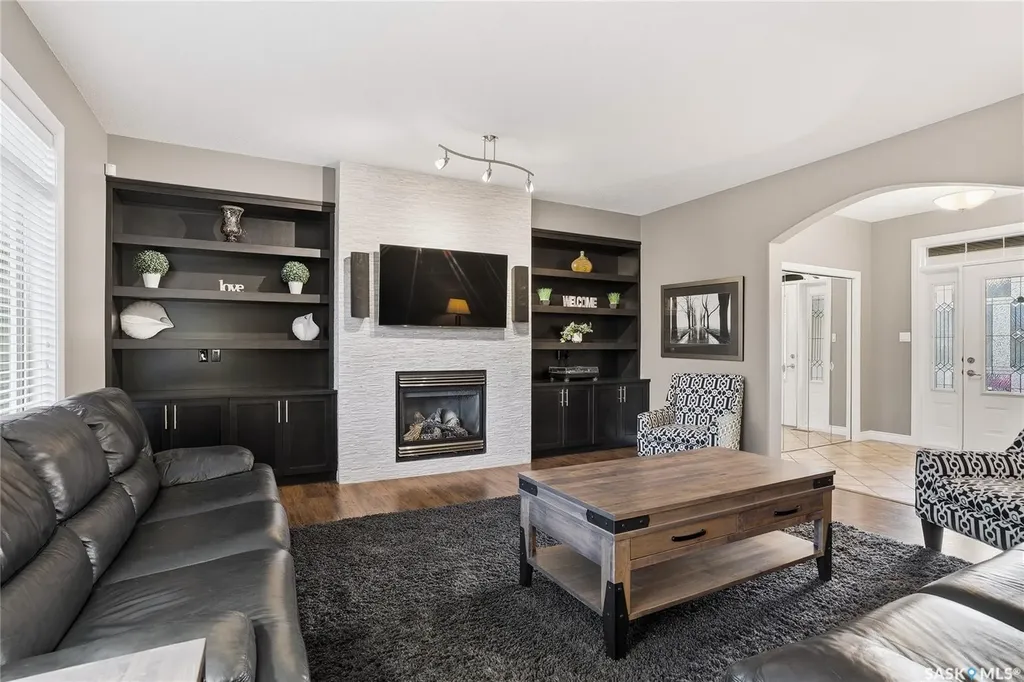 231 Brookshire Crescent Saskatoon SK S7V 1H2