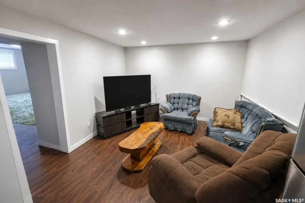 2410 Steuart Avenue Prince Albert SK S6V 2V2