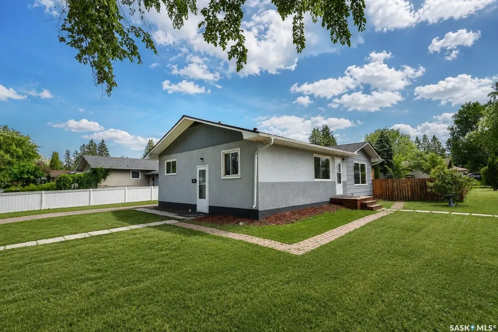 2410 Steuart Avenue Prince Albert SK S6V 2V2