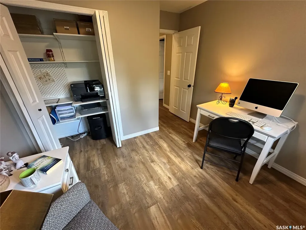 550 10th Avenue Rosthern SK S0K 3R0