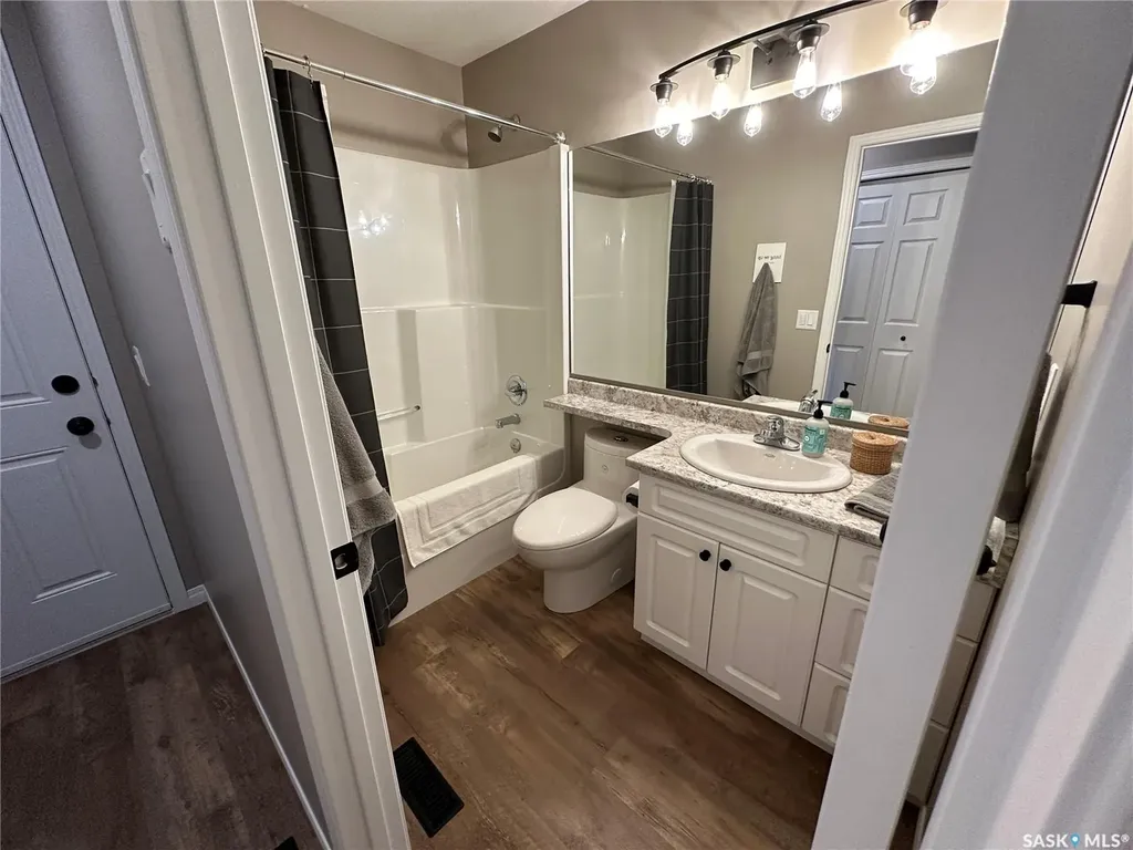 550 10th Avenue Rosthern SK S0K 3R0
