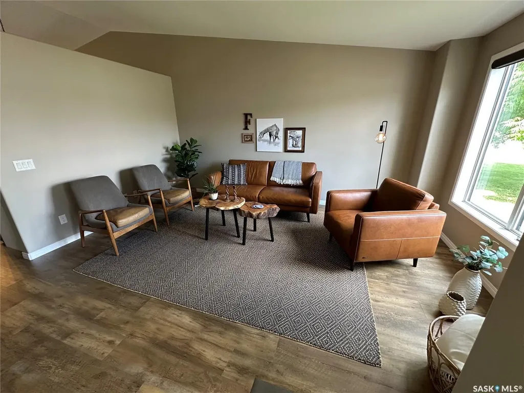 550 10th Avenue Rosthern SK S0K 3R0