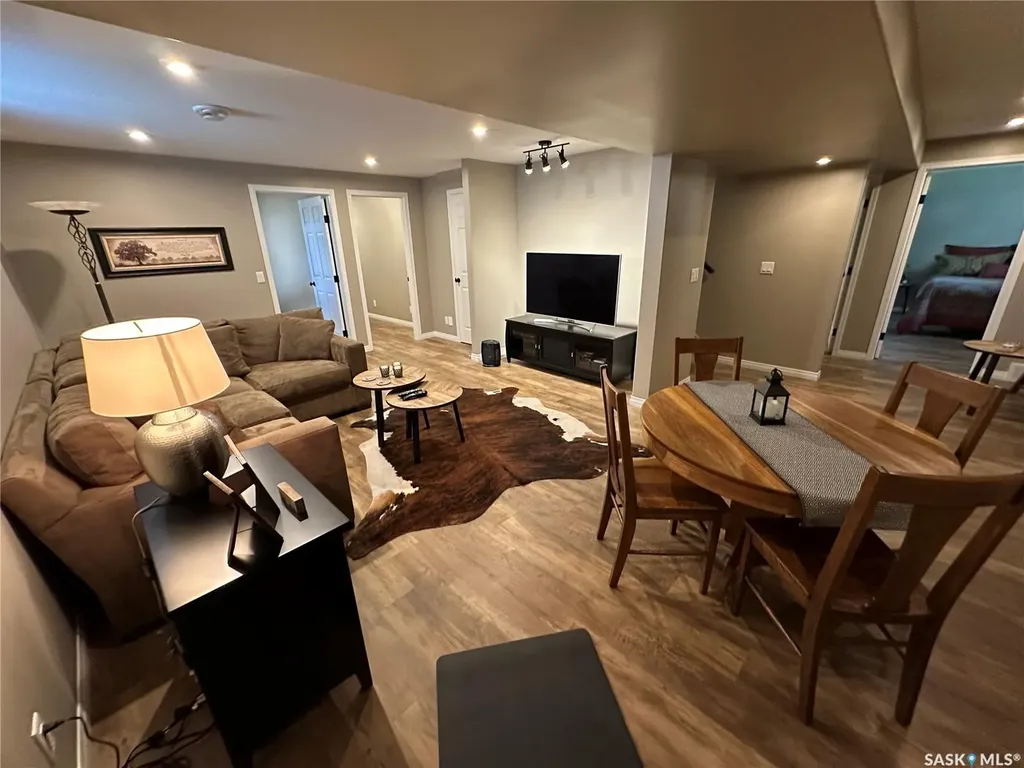 550 10th Avenue Rosthern SK S0K 3R0