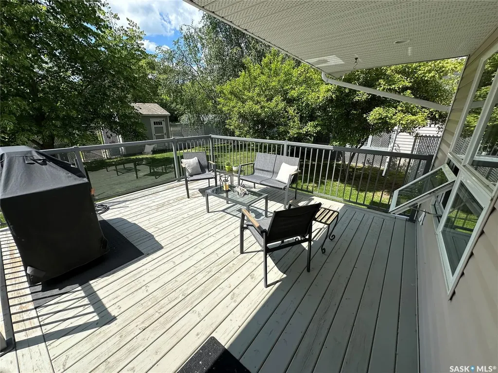 550 10th Avenue Rosthern SK S0K 3R0