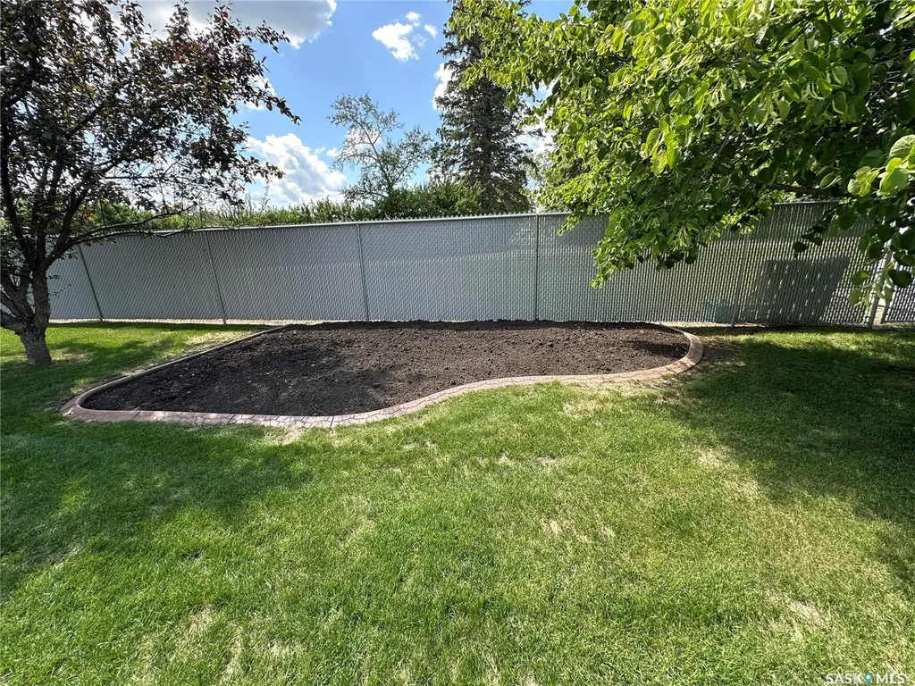 550 10th Avenue Rosthern SK S0K 3R0