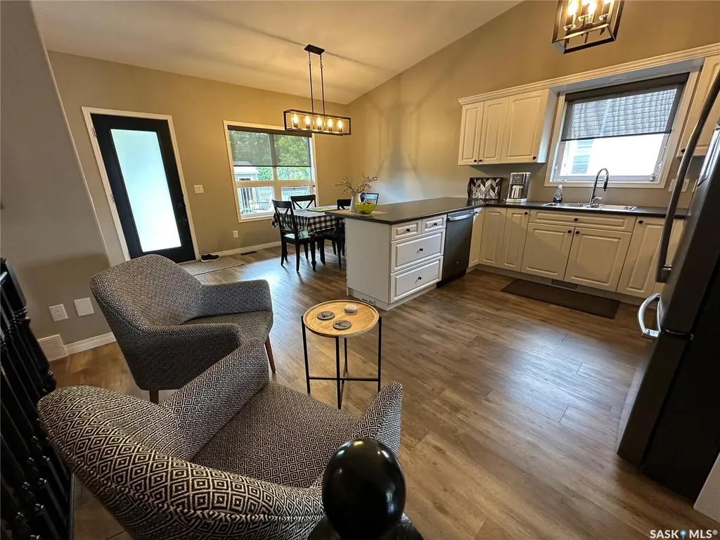550 10th Avenue Rosthern SK S0K 3R0