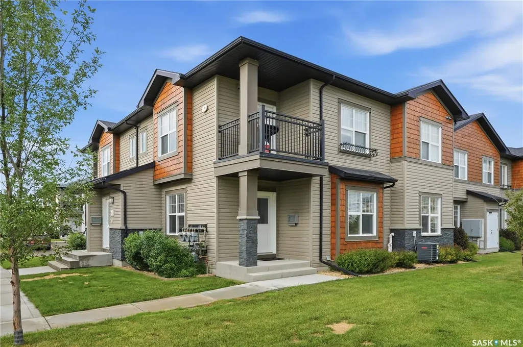 1015 Patrick Crescent Saskatoon SK S7W 0M4