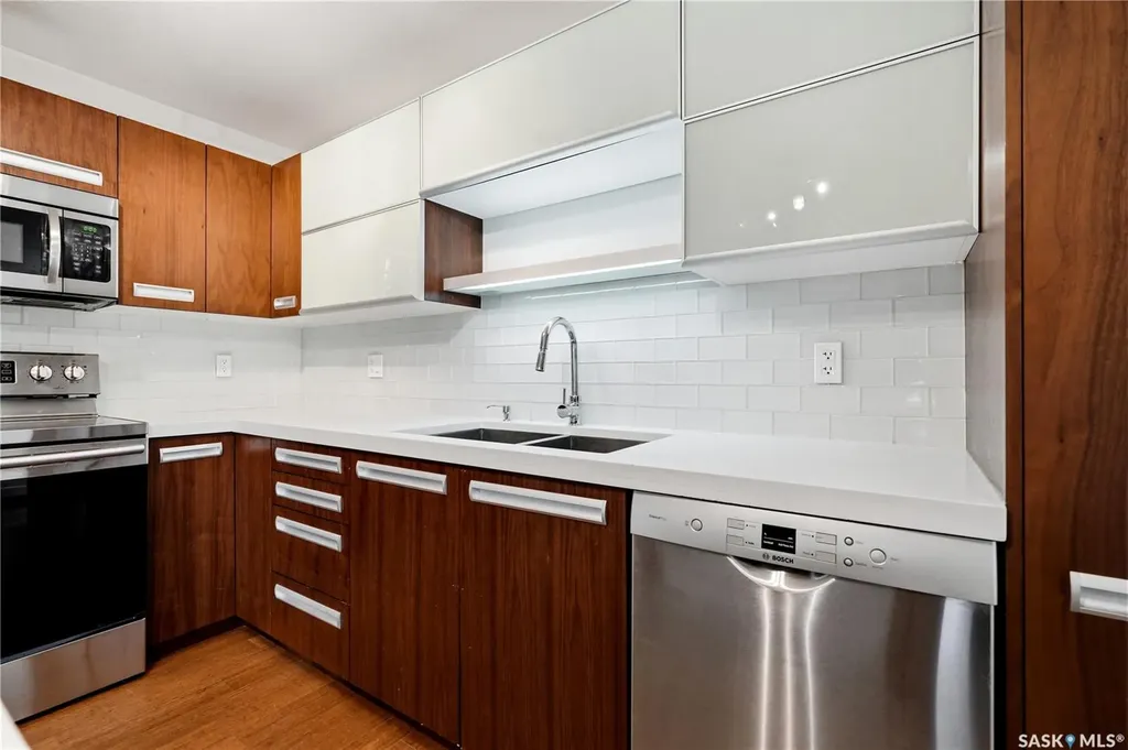 1015 Patrick Crescent Saskatoon SK S7W 0M4