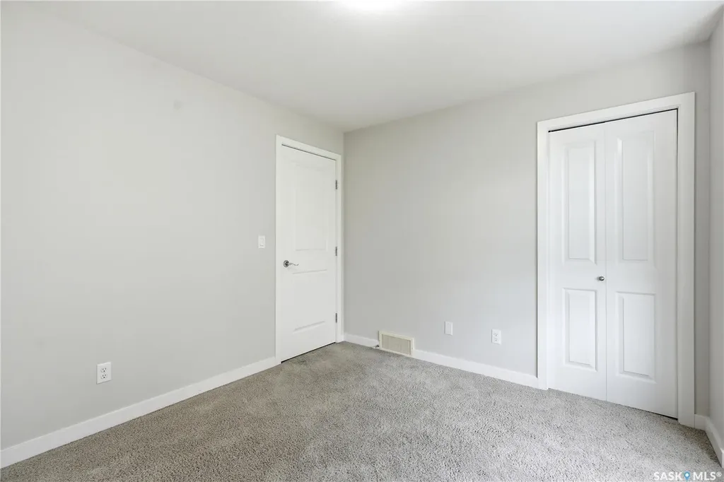 1015 Patrick Crescent Saskatoon SK S7W 0M4