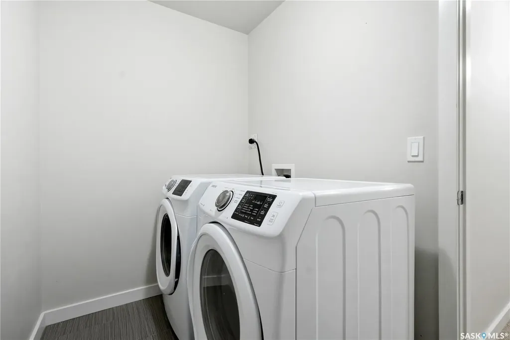 1015 Patrick Crescent Saskatoon SK S7W 0M4