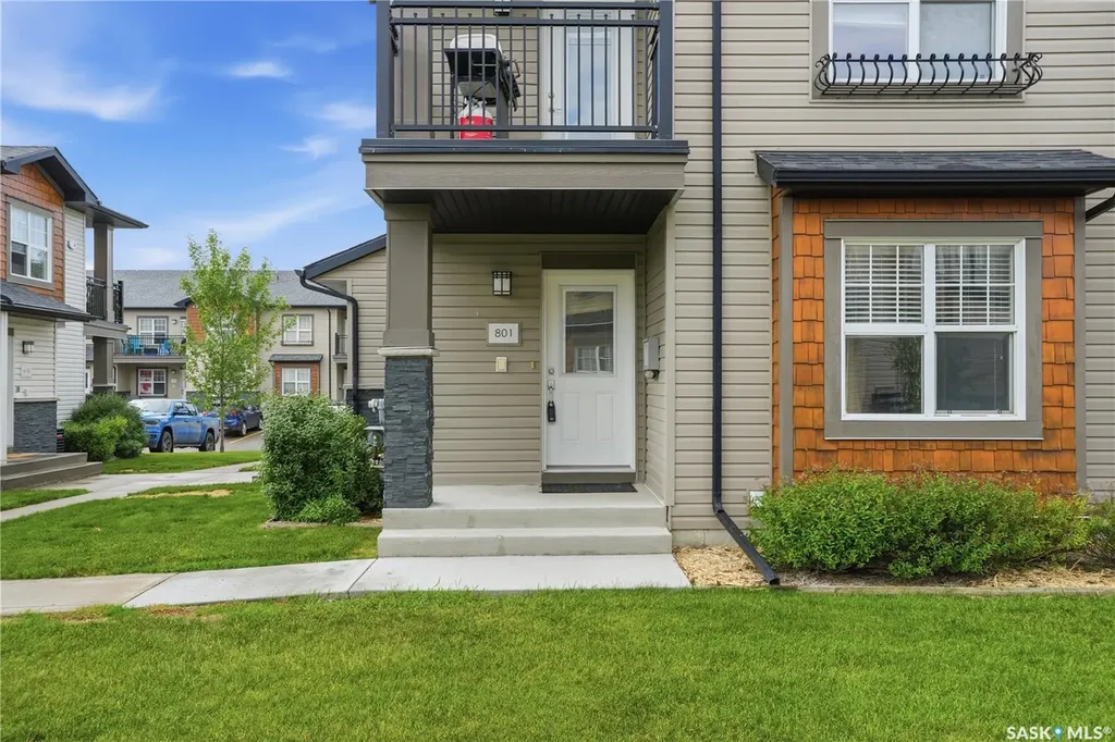 1015 Patrick Crescent Saskatoon SK S7W 0M4
