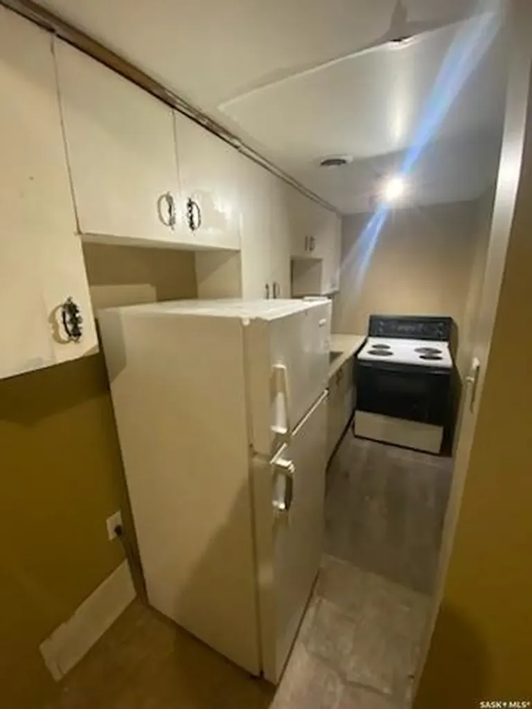626 Mctavish Street Regina SK S4T 3T5