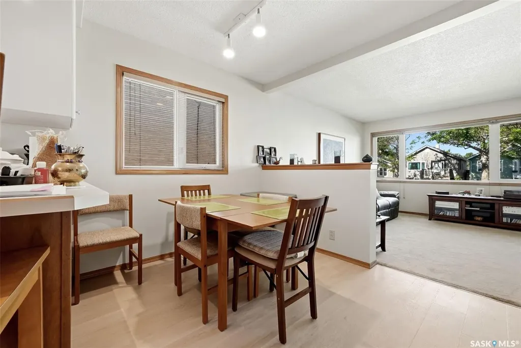 2339 Reynolds Street Regina SK S4N 3N6