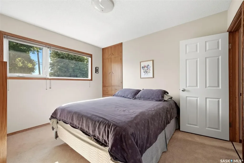 2339 Reynolds Street Regina SK S4N 3N6