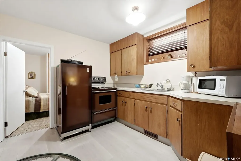 2339 Reynolds Street Regina SK S4N 3N6