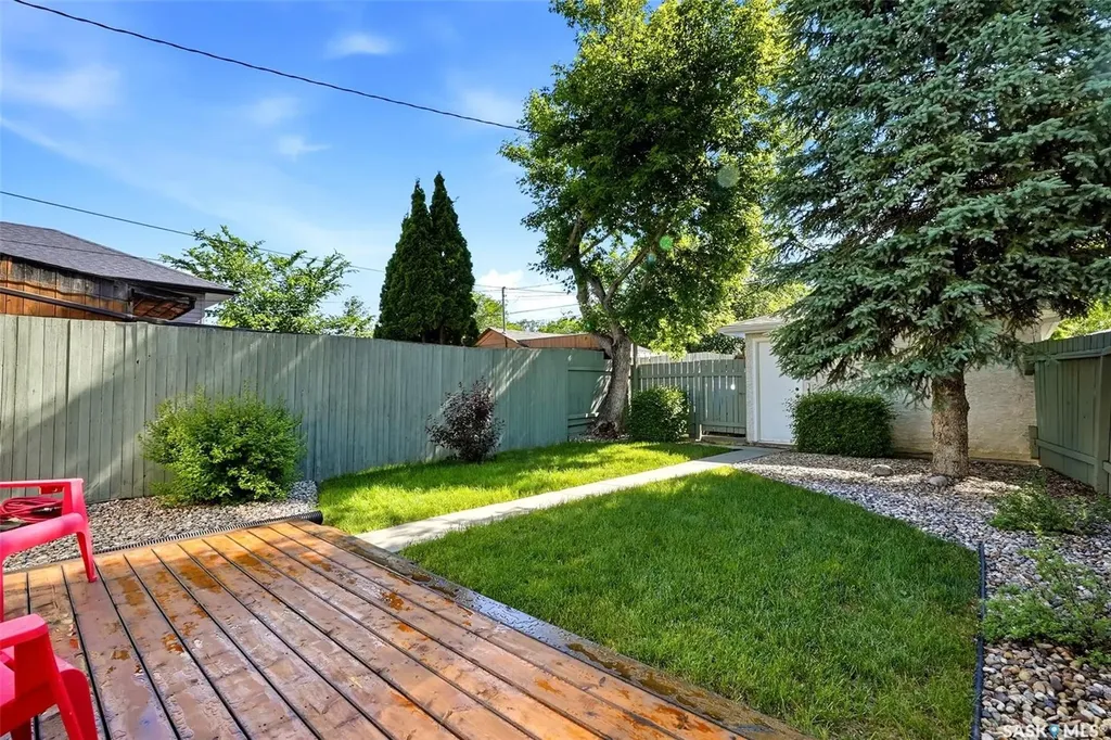 2339 Reynolds Street Regina SK S4N 3N6