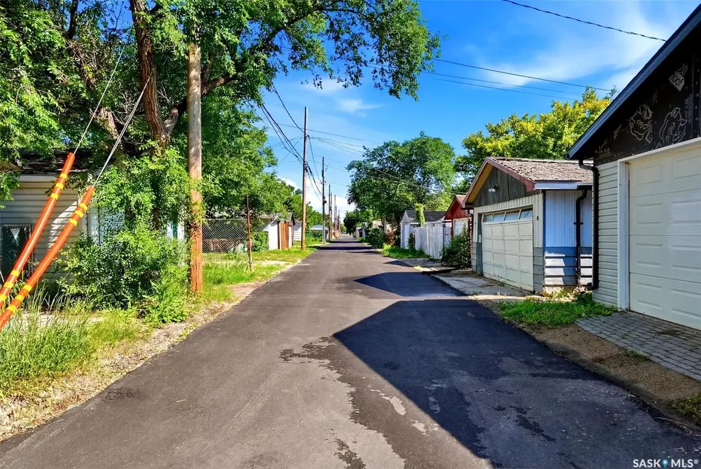 2339 Reynolds Street Regina SK S4N 3N6