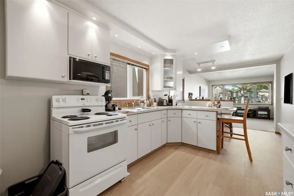 2339 Reynolds Street Regina SK S4N 3N6