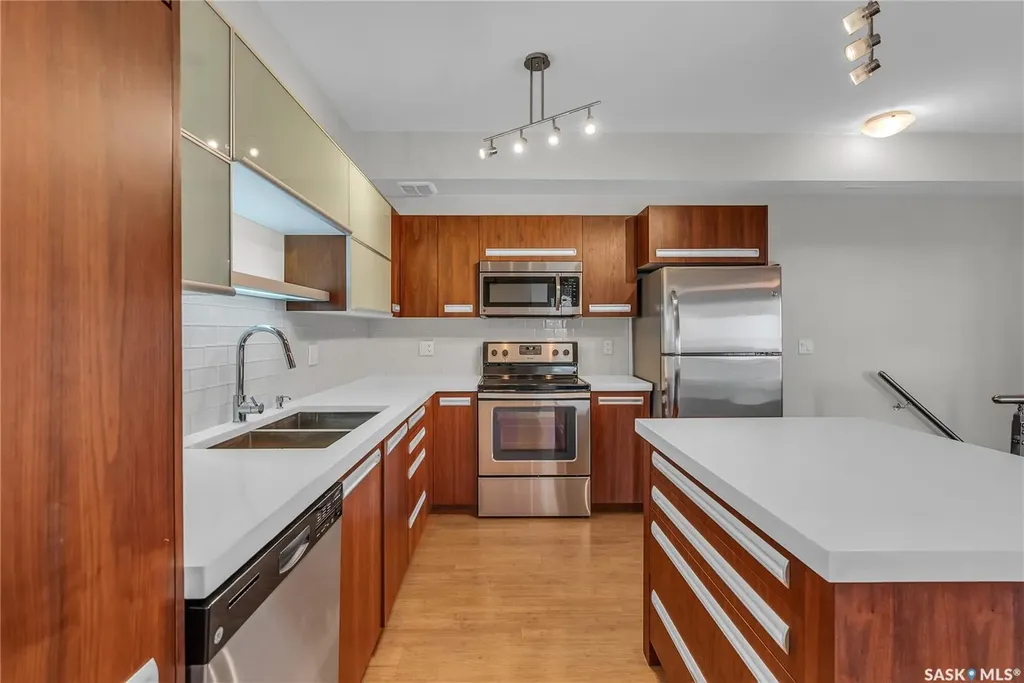 1015 Patrick Crescent Saskatoon SK S7W 0M4