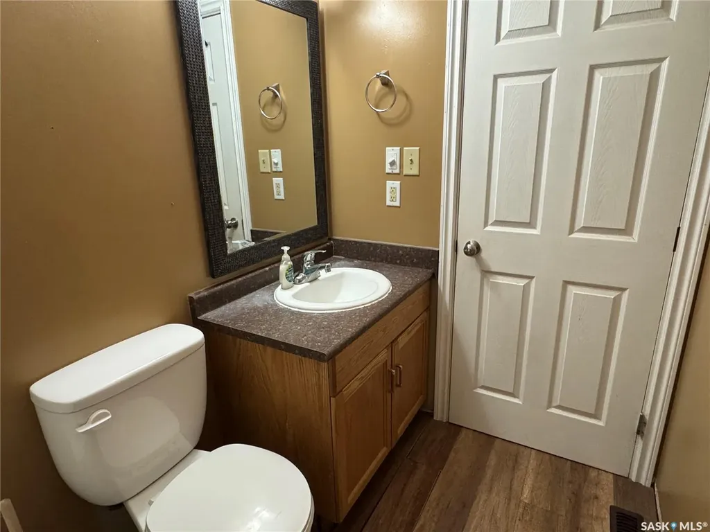 210 Bouvier Crescent Beauval SK S0M 0A1