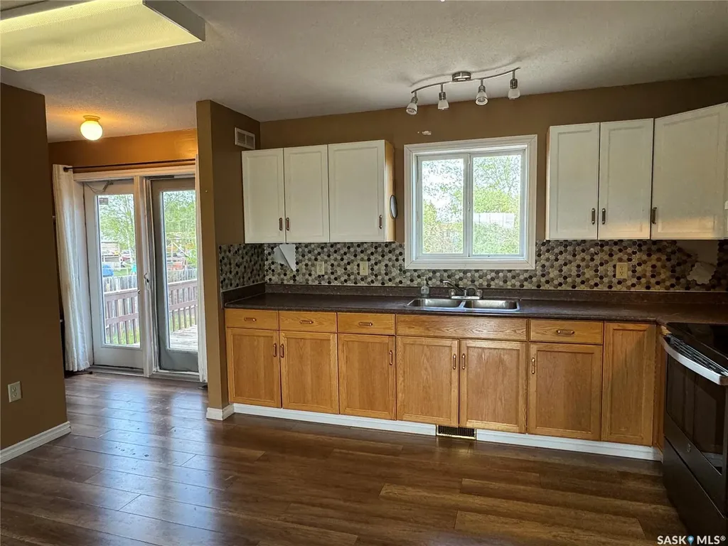 210 Bouvier Crescent Beauval SK S0M 0A1