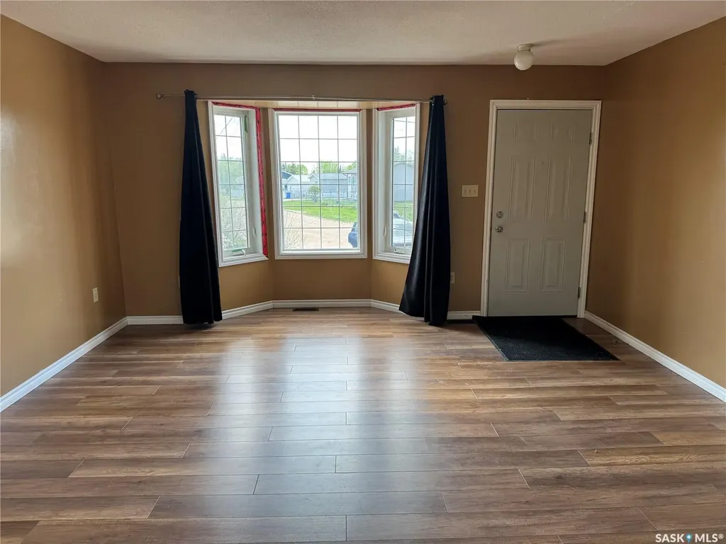 210 Bouvier Crescent Beauval SK S0M 0A1