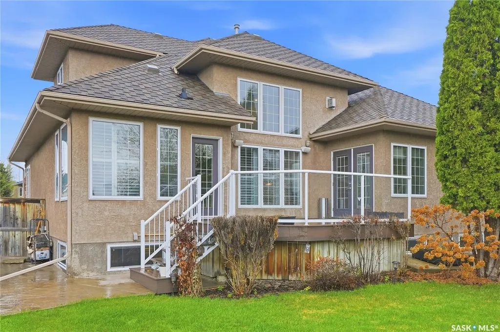 735 Wright Crescent Saskatoon SK S7N 4T8
