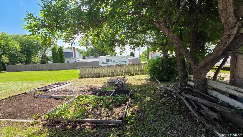 307 1st Street E Wilkie SK S0K 4W0