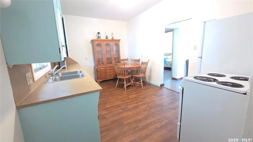 307 1st Street E Wilkie SK S0K 4W0