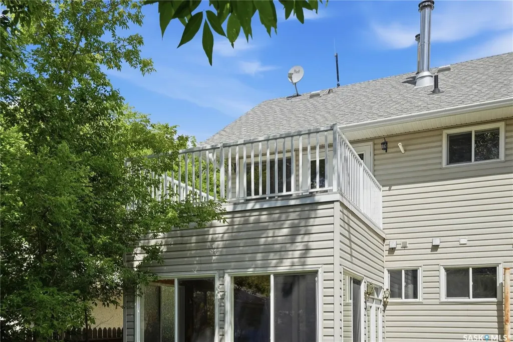 87 Yarnton Crescent Regina SK S4R 4A4