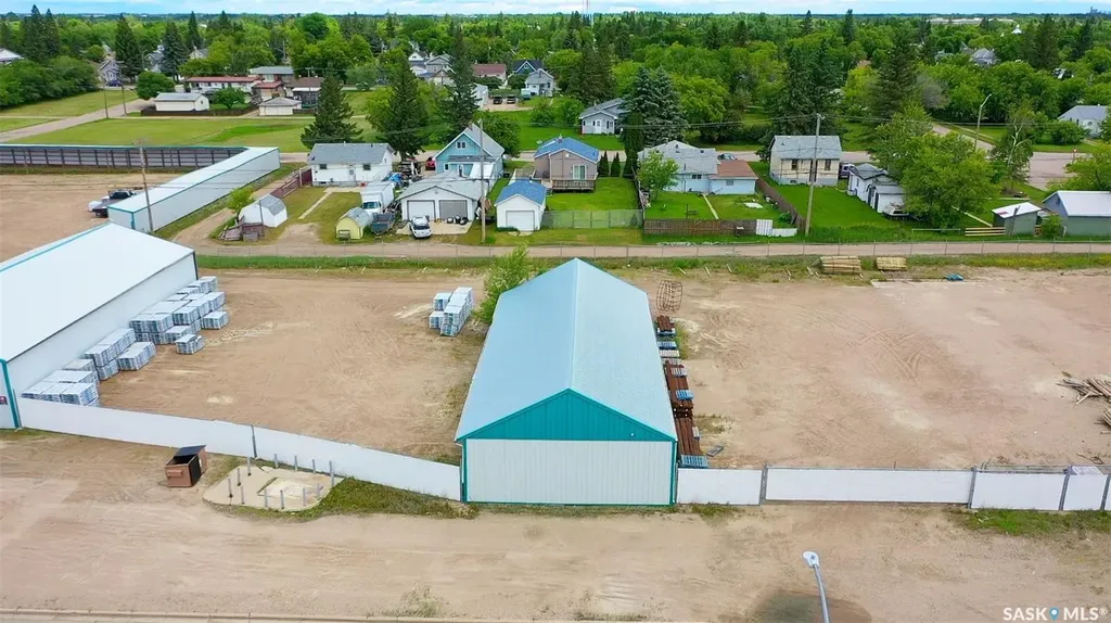 326 1st Avenue E Melville SK S0A 2P0